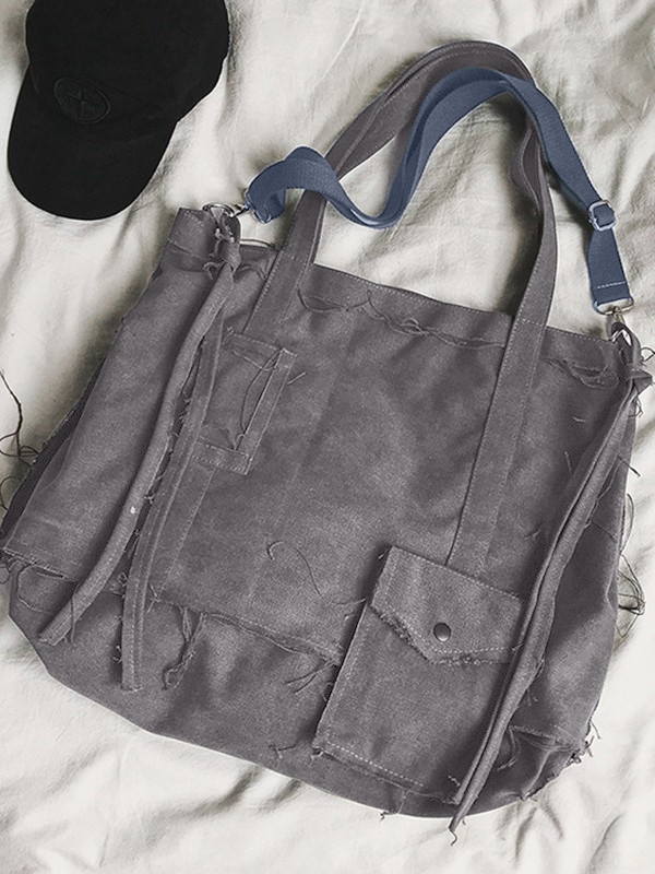 Raw Edge Große Crossbody-Tasche-4