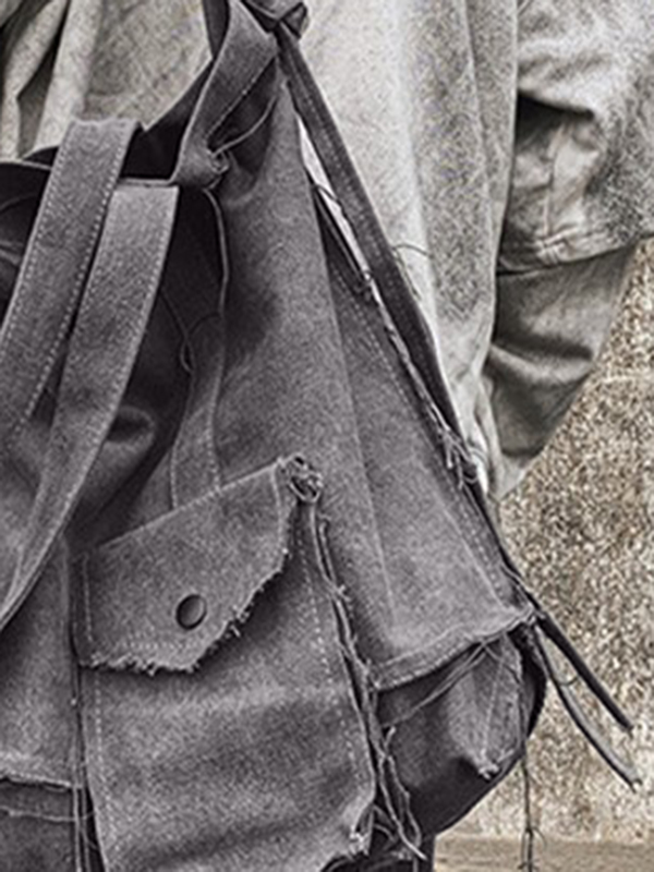 Raw Edge Große Crossbody-Tasche-1